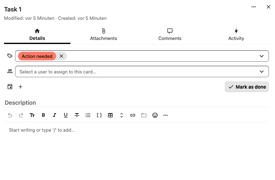 Task card details panel in Nextcloud Deck with labels and assignment options